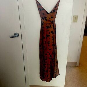 I’m selling this cheetah print dress